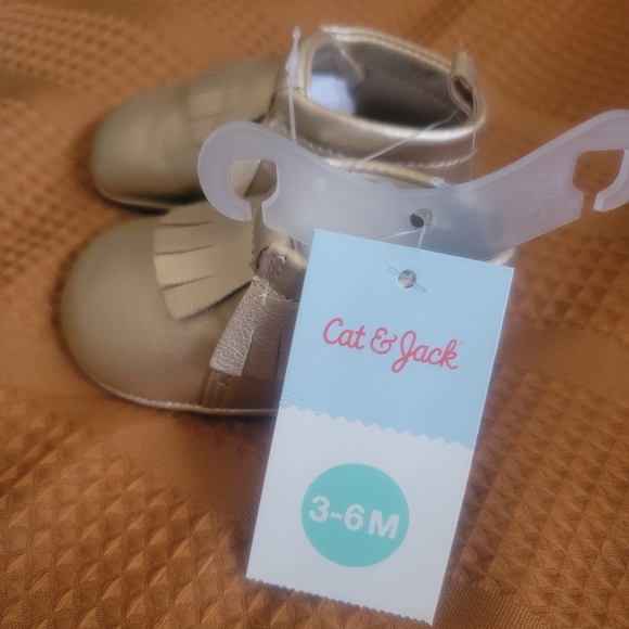 Baby Shoes - Picture 2 of 3